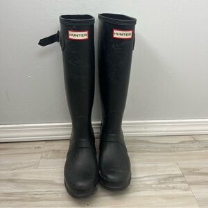 Hunter Classic Black Rain Boots